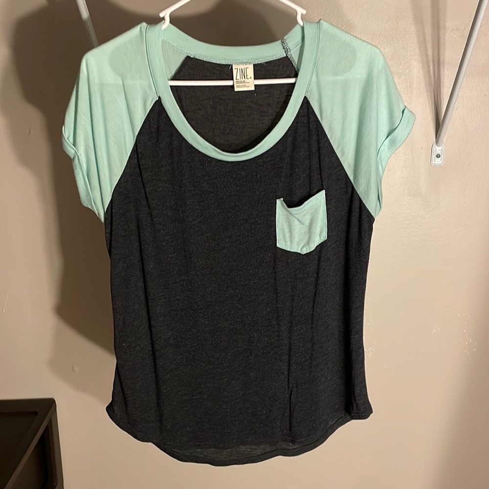 Zine teal/grey shirt sleeve shirt. Size medium.
